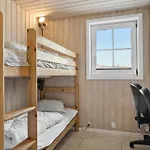 5 Bedroom Cozy In *