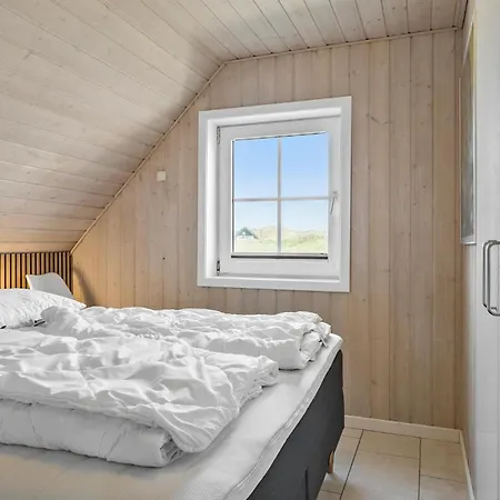 5 Bedroom Cozy In Ringkobing Holiday home *