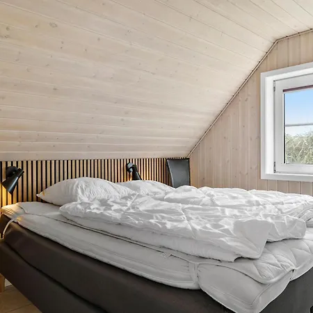 Сasa de vacaciones 5 Bedroom Cozy In Ringkobing *