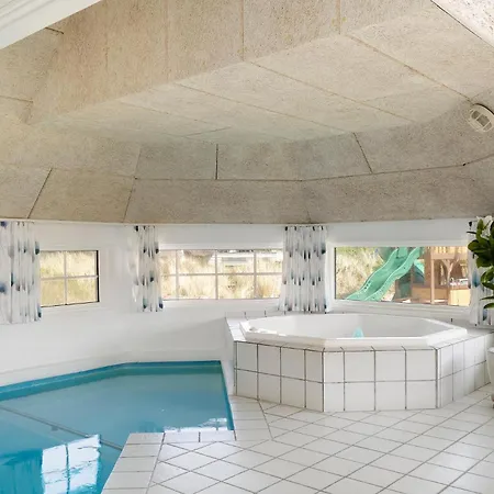 Stunning In With Sauna Vakantiehuis *