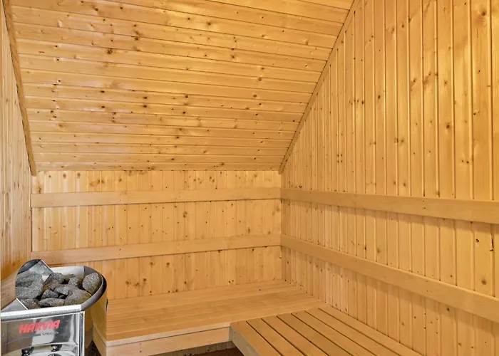 5 Bedroom Cozy In Ringkobing * リンケビング